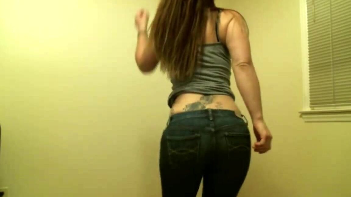 Queenchristina Striptease With Music