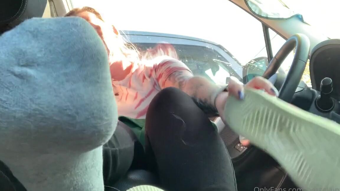 Porcelain Goddess Aka Porcelainfeets Onlyfans Stinky Car Feet