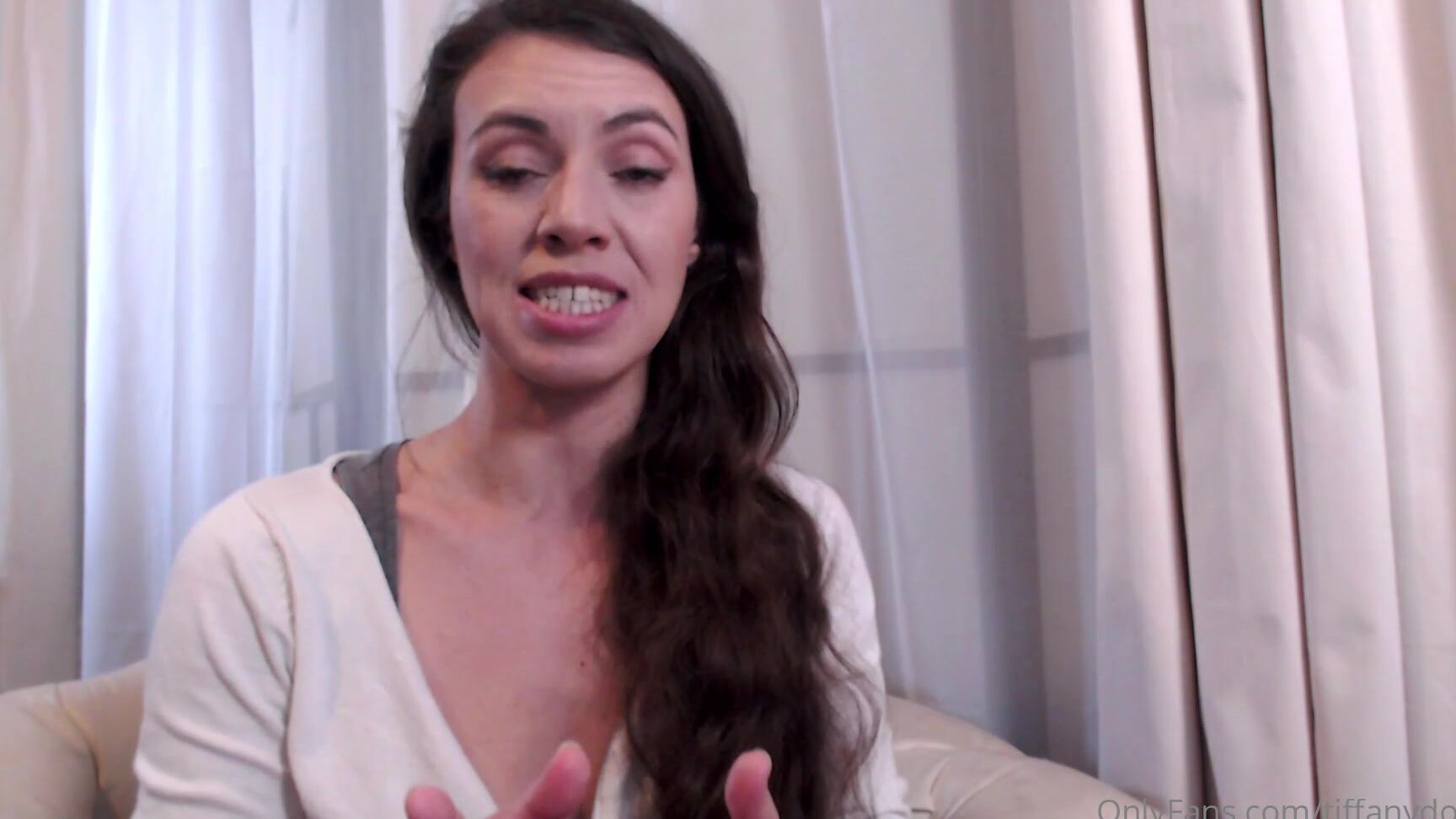 tiffanydollxxx-15-12-2020-1455795996-dessous-du-x-reponse-une-question-en-priv-quelles-positions-pour-quelles-tailles-de