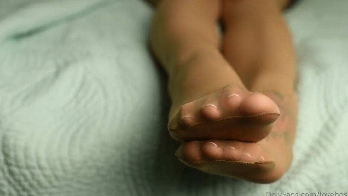 Nylontastica Nicknamed Nylontastica Onlyfans Little Pleasures Between You Amp I Watch And Listen Up Close As I Slowly Remove