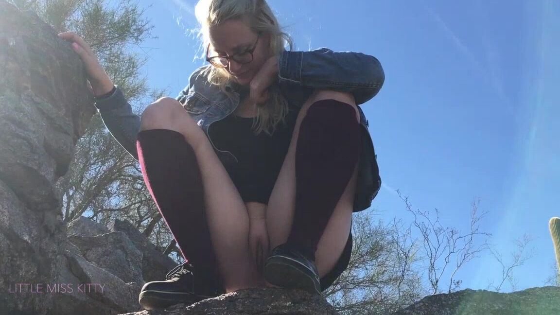 Littlemisskitty Just Couldnt Hold It