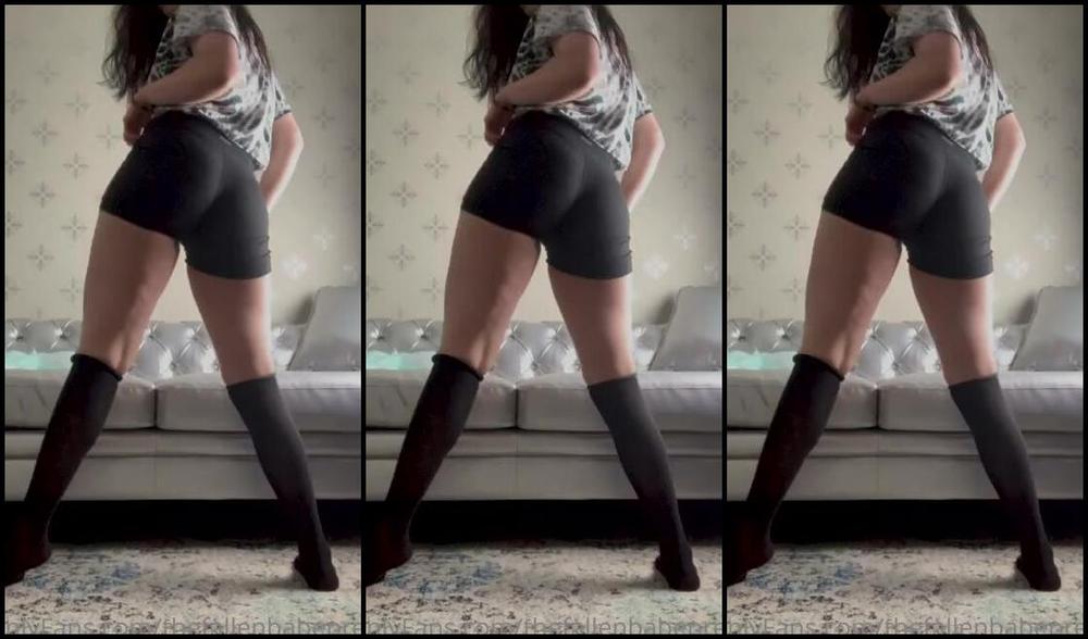 Thefallenbabepremium Onlyfans Happy Monday Listen To Some Metal With Me And Watch Me Twerk And Dance My Booty And Legs In Highp