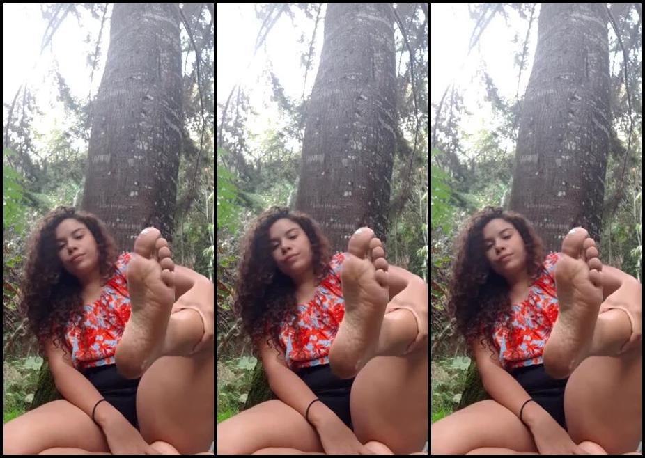 Gia Sauvage Nicknamed Gia Sauvage Onlyfans Special Spit Video I Did For You A While Ago With My Red Toenails