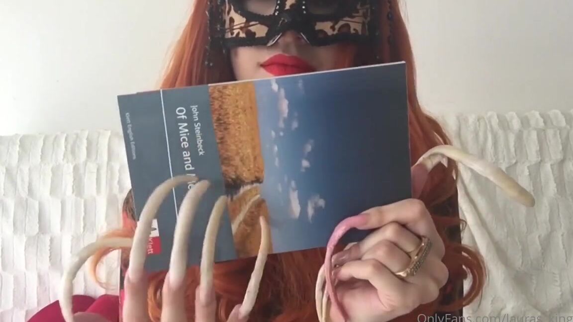 Lalalaura Nicknamed Lauras Kingdom 11 21 2023 Onlyfans Video Christinas Bare Tap And Claw