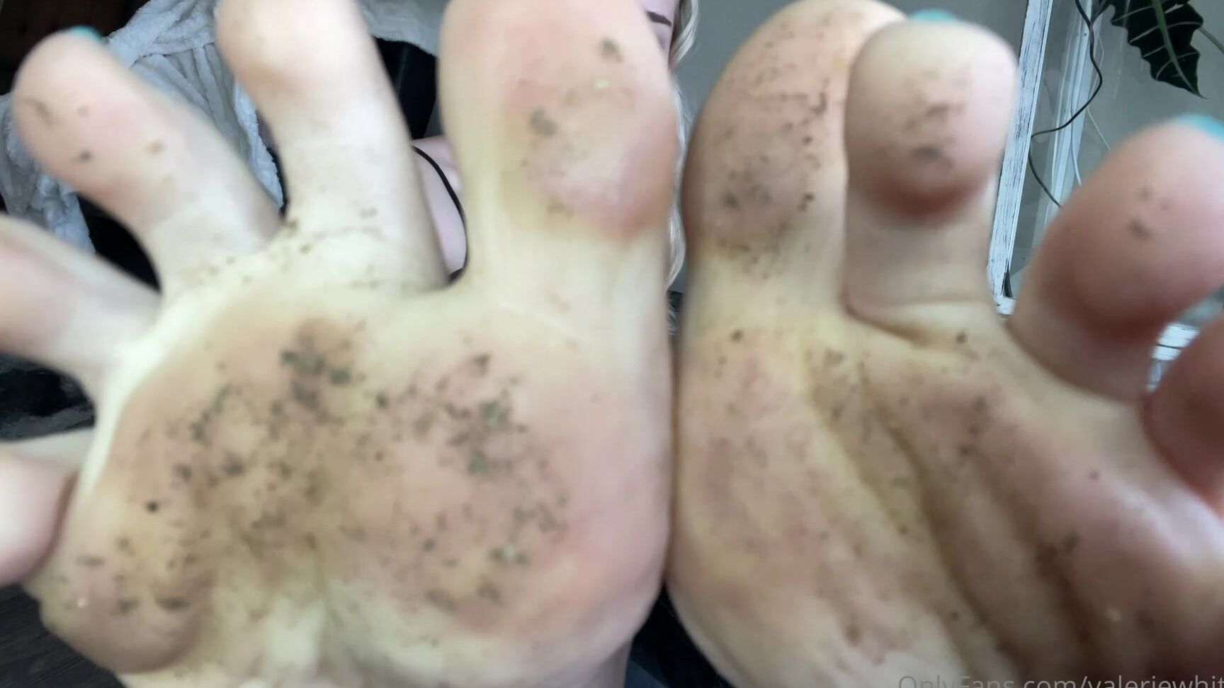 Valeriewhitebby You Re Gonna Lick These Soles Clean