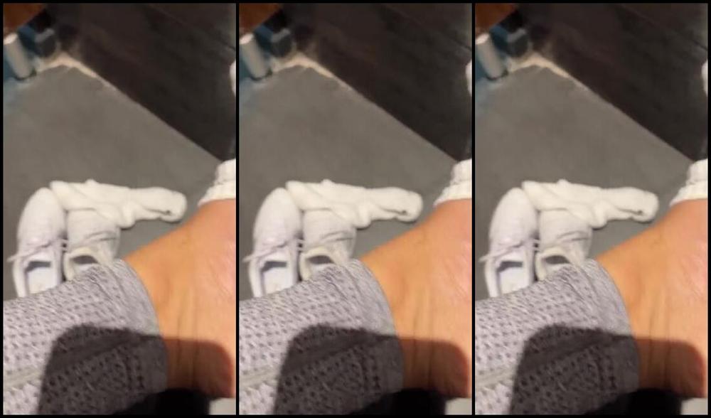 Feetangel Nicknamed Fallatmyfeet Foot Fetish 01 05 2024 Onlyfans Video Another Sweaty Gym Session Who Wants To Buy These Sweaty Socks