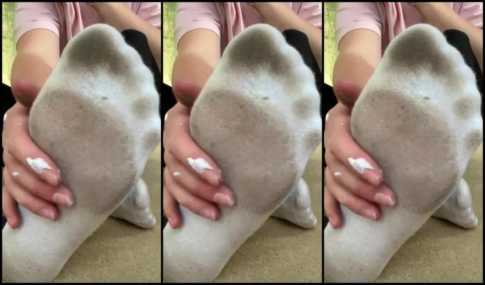 Harriet King Nicknamed Harrietfootsie Foot Fetish 06 05 2023 Onlyfans Video I Give You Dirty White Ankle Socks