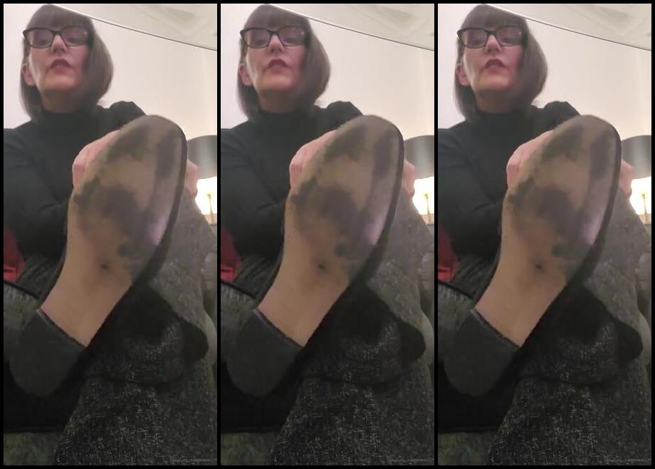 Miss B Nicknamed Missb52S Onlyfans 03 04 2023 Im Off Out So You Will Sit Under The Table Until I Come Home