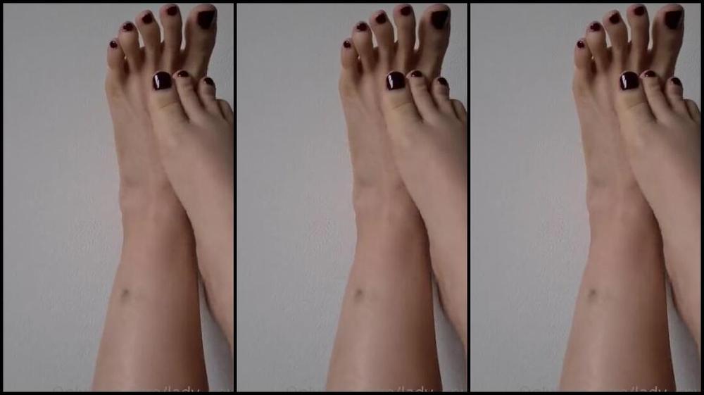 Lady Onyx Onlyfans Do My Pretty Pedicured Feet Hypnotise You