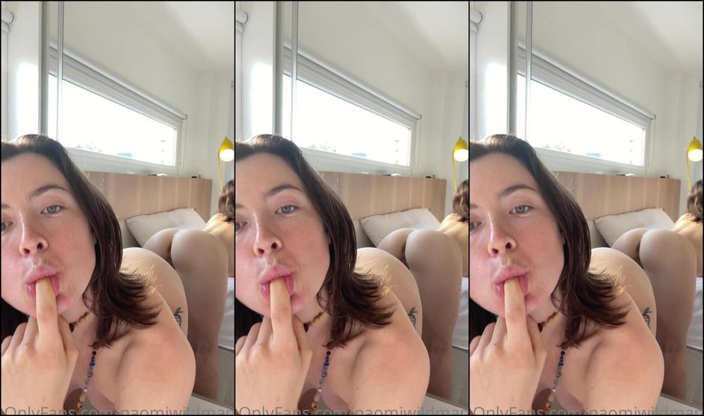 Naomiwildman Starting Your Week With Something Spicy Because You Deserve My Sultry Side We Are Ea