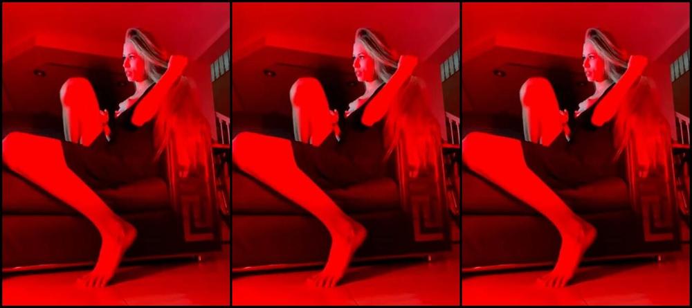 Goddess Kyaa Nicknamed Goddesskyaa Onlyfans Stream Started At 10242020 0220 Am A Producer Came Over To My House Today To Shoot A Quick And