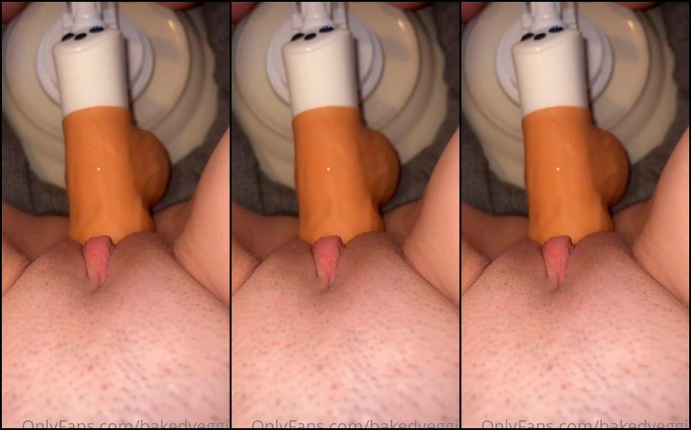 Bakedveggie New Toy Made Me