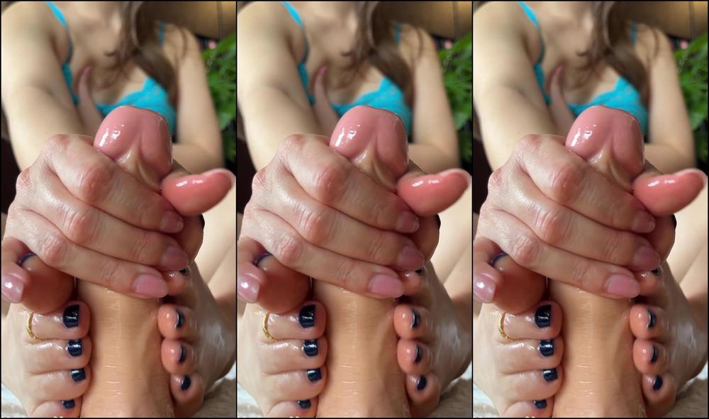 Mistressmoria Moria Takes Care Of You With A Footjob Sensual