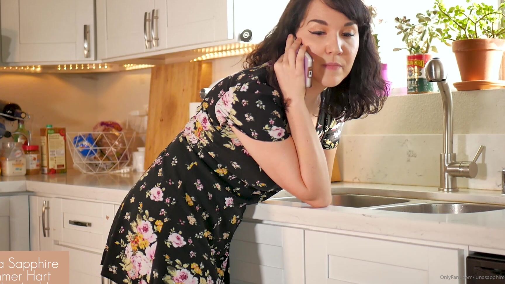 lunasapphire-25-11-2019-92863938-extended-preview-for-a-hot-threesome-scene-with-summerhart-and-sophieladder-tip-13-for-