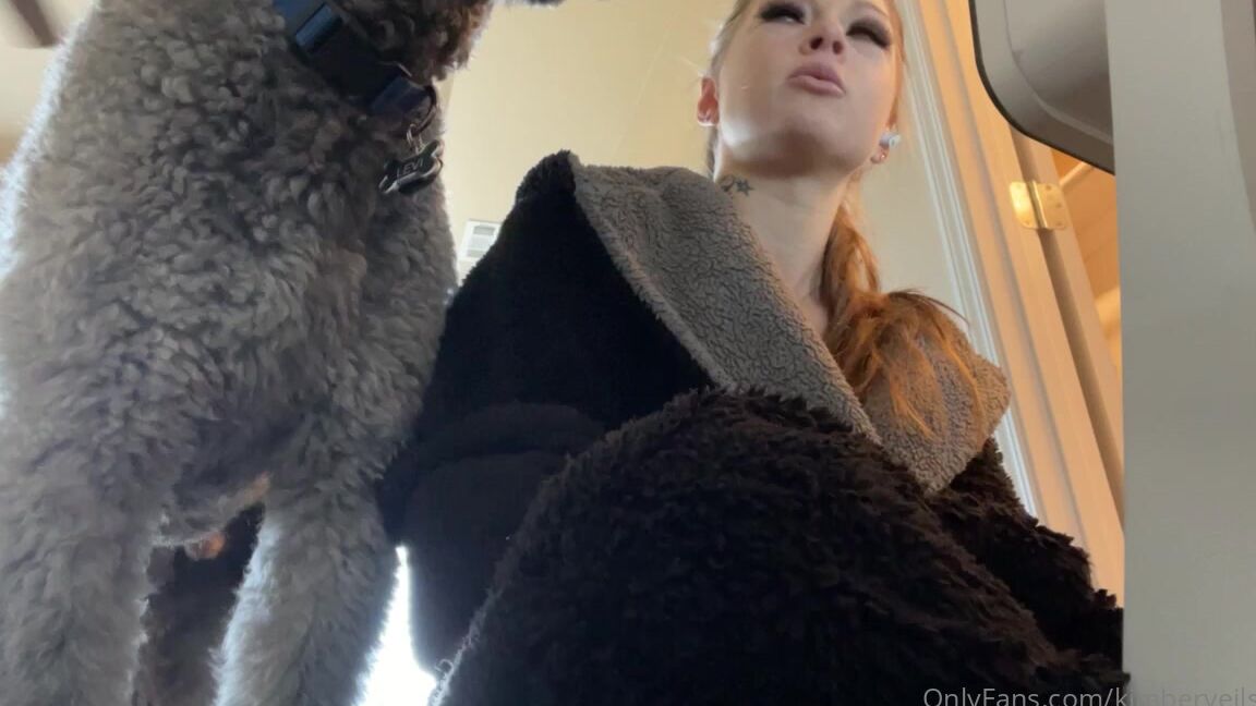 Kimberveilsplus Getting Ready For The Day My Sidekick Likes To