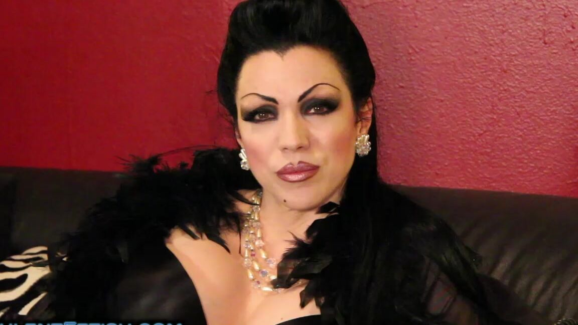 GoddessCheyenne Mesmerized by FemDom OpulentFetish