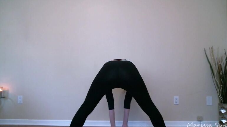 Marissa Sweet Yoga Instructor Shows Off Her Form