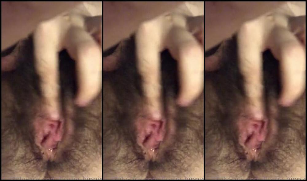 Hannah Hunt Nicknamed Horny Hippie Onlyfans Rubbing Amp Cumming On This Lazy Sunday