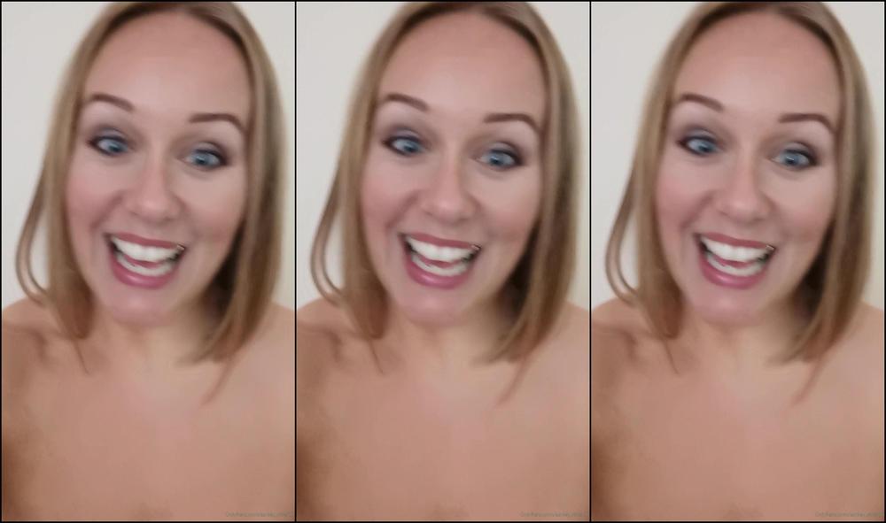 Ashleyrider Little Video Saying Hi And Giving You A Flash Of My Freshly Shaven Pussy