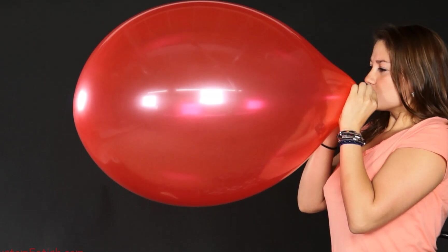 Custom Fetish Ivettes Blow To Pop B P Debut