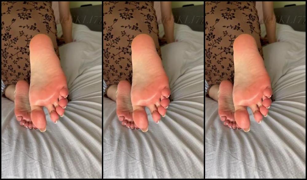 Greek Goddess Li Aka Greekli77 08 18 2024 Onlyfans Video Do You Like Seeing My Pretty Pink Soles On This Position