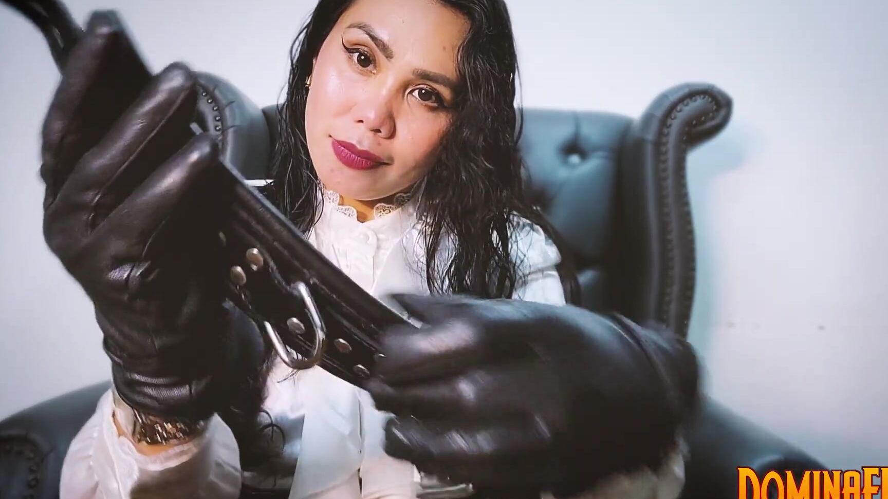 "Hot Wife XXX" Asmr, Leather, Leather Leggings, Leather Boots, Leather Girl, Leather Mistress, Femdom, Handcuffs, Leather Fetish, Asmr Roleplay, Leather Dominatrix, Dominatrix, Asian Mistress, Kink, Suggest Hot Wife XXX ASMR Leather Fetish Sounds por