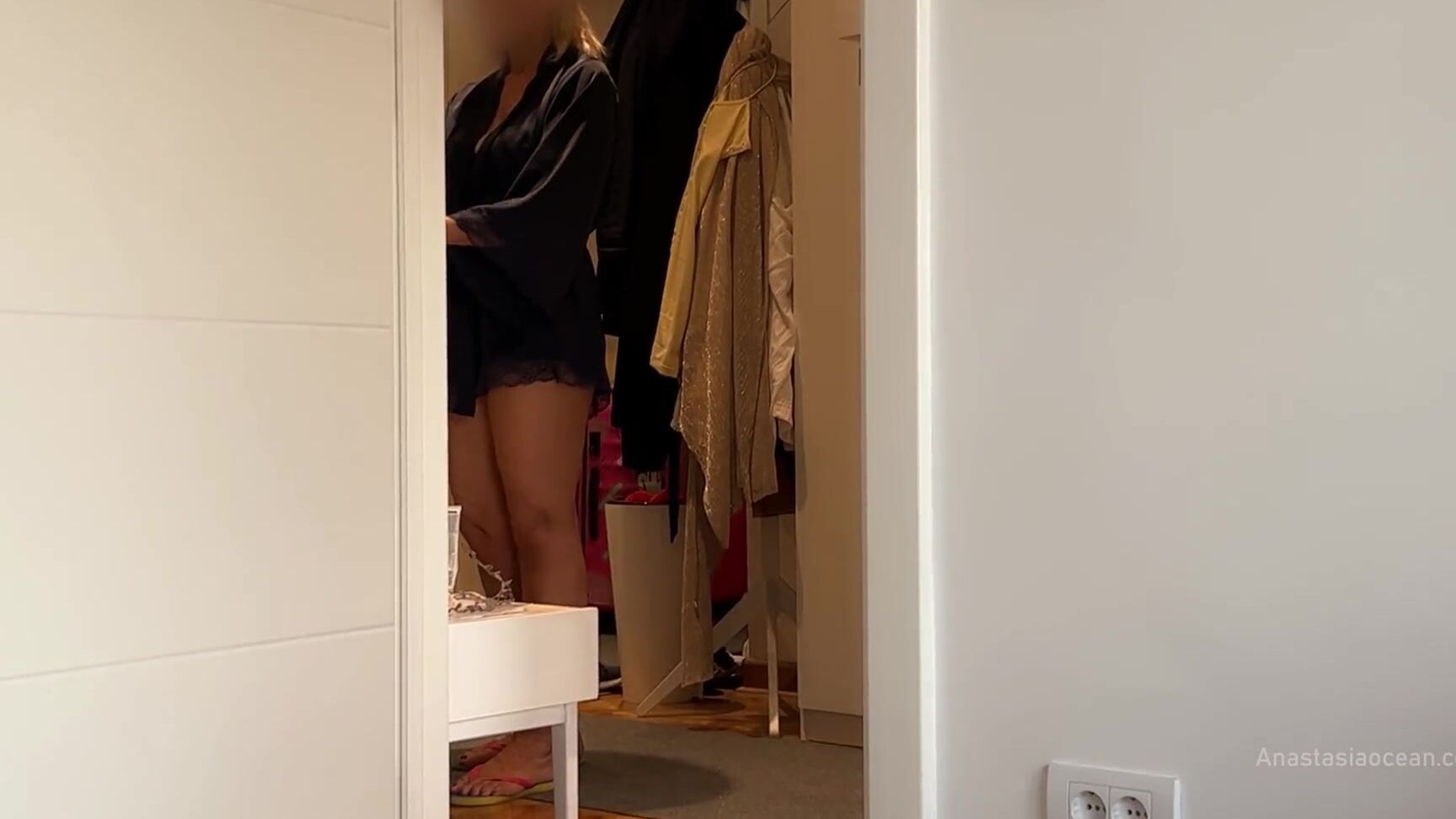 My Is Making Up And My Husband Is Jerking Off To Her A While She Does Not See