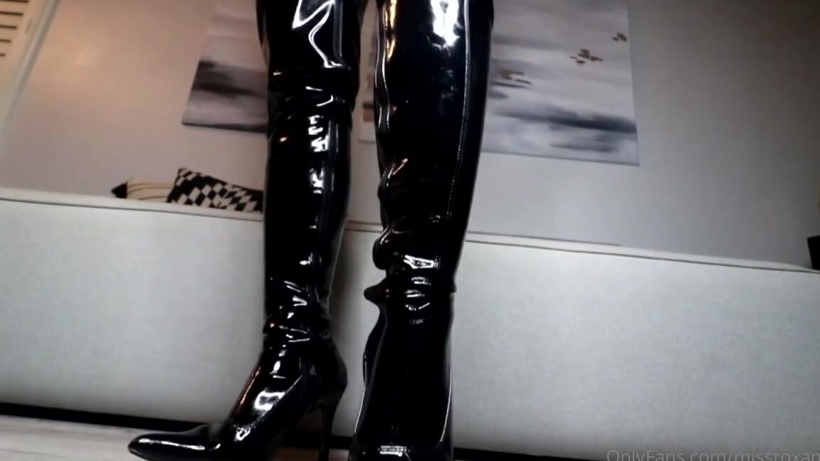 Goddessroxanarae Nicknamed Missroxanarae 05 25 2020 Onlyfans Video Watch As I Oil Up My Sexy Black Boots