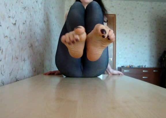 Missdragon A Toes Wiggle