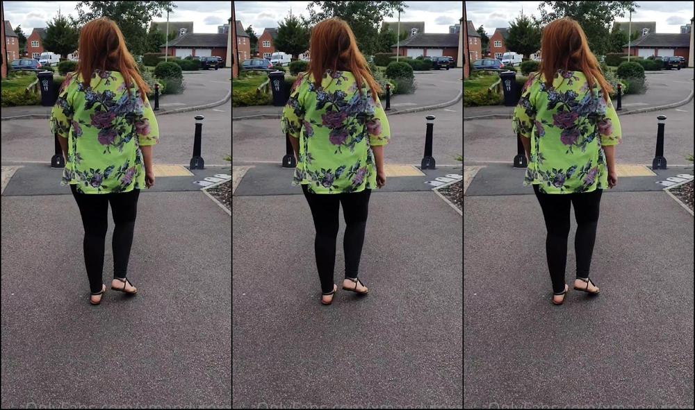 Xmandyfoxxx Out Door Walk With Amber Toy Inserted And She Has Control Over It