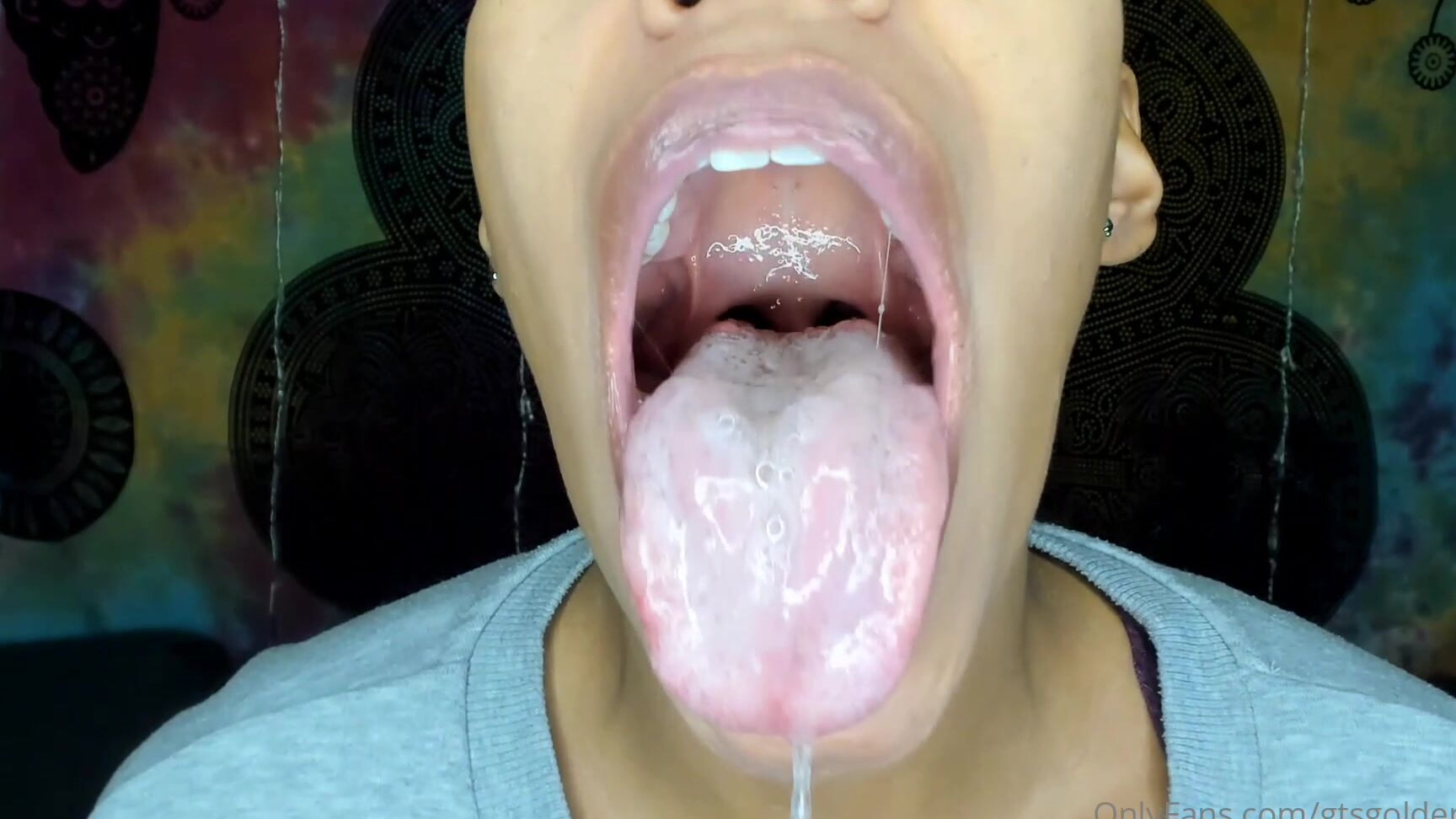 Gtsgoldenlace I Give You Joi With My Huge Wet Mouth I Want You To Jerk Your Meat And Dump Your Load In