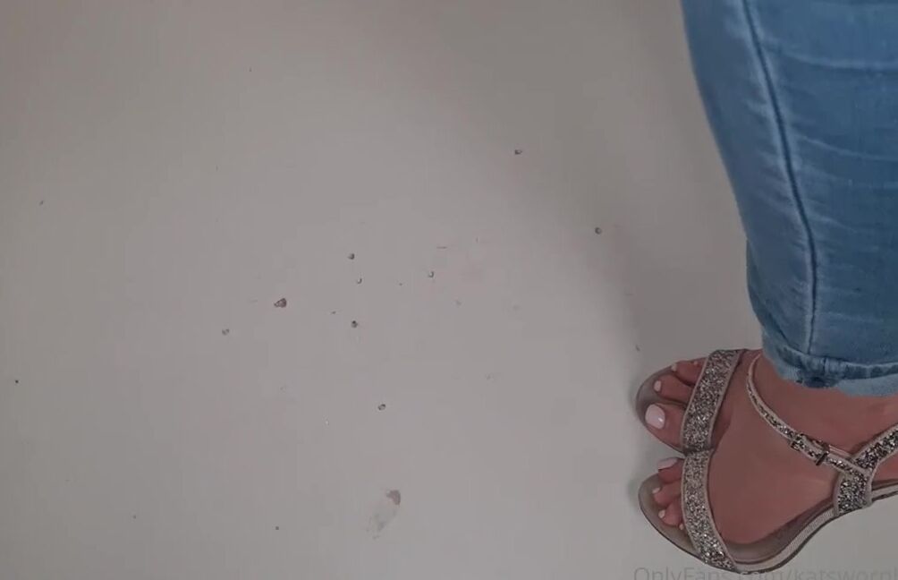 Kats Worn Heels Nicknamed Katswornheels Onlyfans So Youll Probably Recognise These Shoes From A Recent Post The Buyer Of These Shoes Wanted