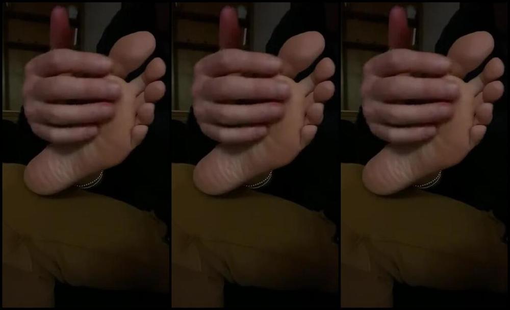 Thefantasychest Onlyfans Before Relaxing For My Usual After Work Wine Foot Worship Routine Todays Being Extra Exciting 1P