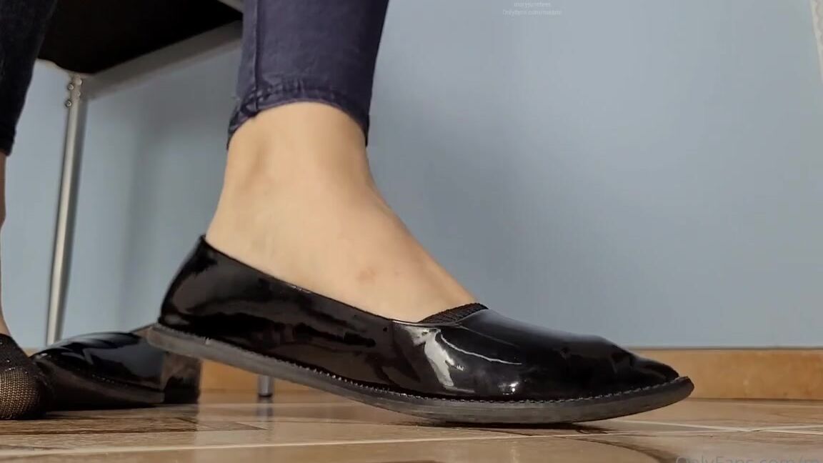 Masmr Onlyfans 4January Black Shiny Flats No Show Black Socks Tease Mix With Bare Feet Shoeplay Feet