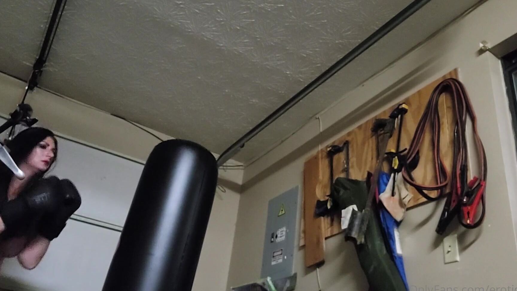 Erotiqued Beating The Bag Naked