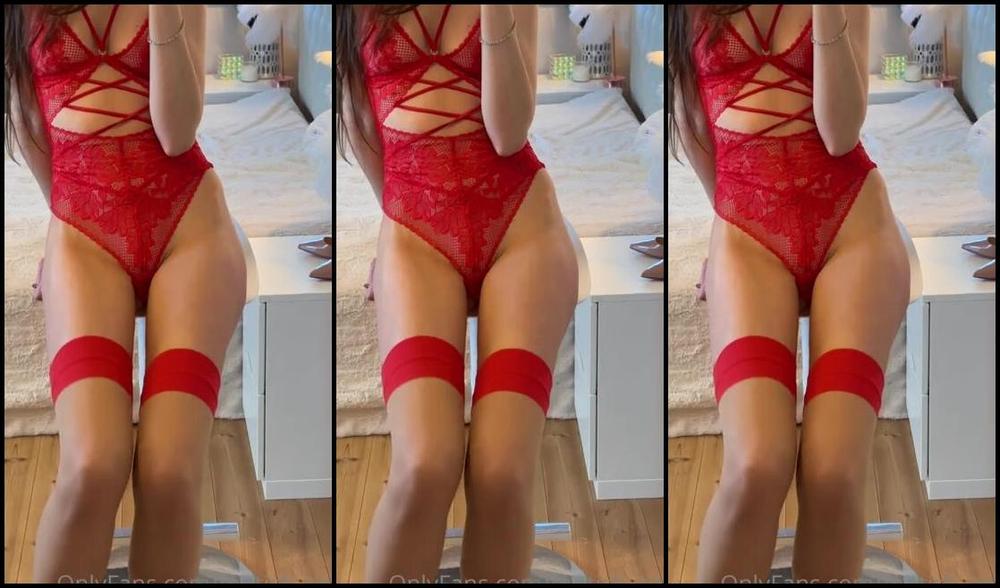 Goddess Anna Nicknamed Footish Ann Onlyfans An Extremely Sexy View Mega Sexy Voice You Being Very Turned On And Wanting To Cum For Me Right Z