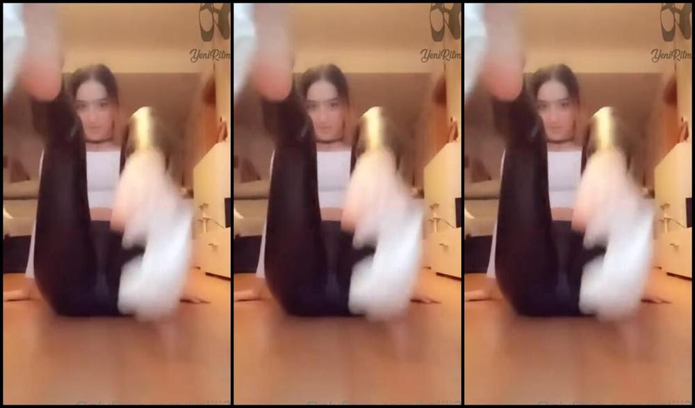 Kaliqueen Nicknamed Kaliii26 04 01 2022 Onlyfans Video Como Perrito Flo