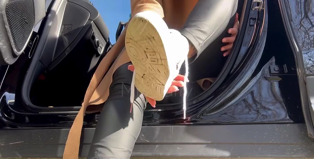 Mrs Larry Onlyfans A Dream If You Can Kneel Smell Lick In Front Of Me Ein Traum Wenn Du Vor Mir Knien Riechen Qh