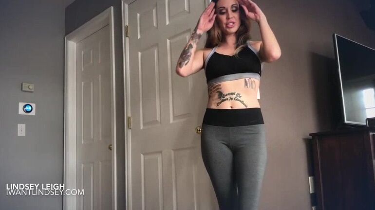 Lindsey Leigh Take A Whiff