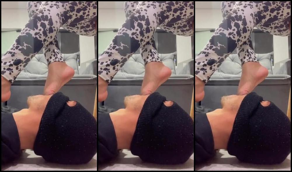 Queen Feh Nicknamed Queenfeh7 02 03 2025 Onlyfans Video Foot Gagging Chegando Da Academia Com Os P S Suados E Com Chul Calcei A Boca Do