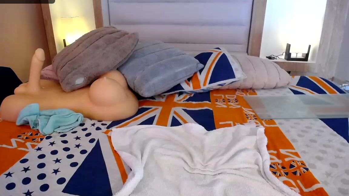 "Melted_Chocolate" deepthroat, dildosucking, drool, orgasms, sensual sensational pleasure a guide to tongue tickling technique Manyvids