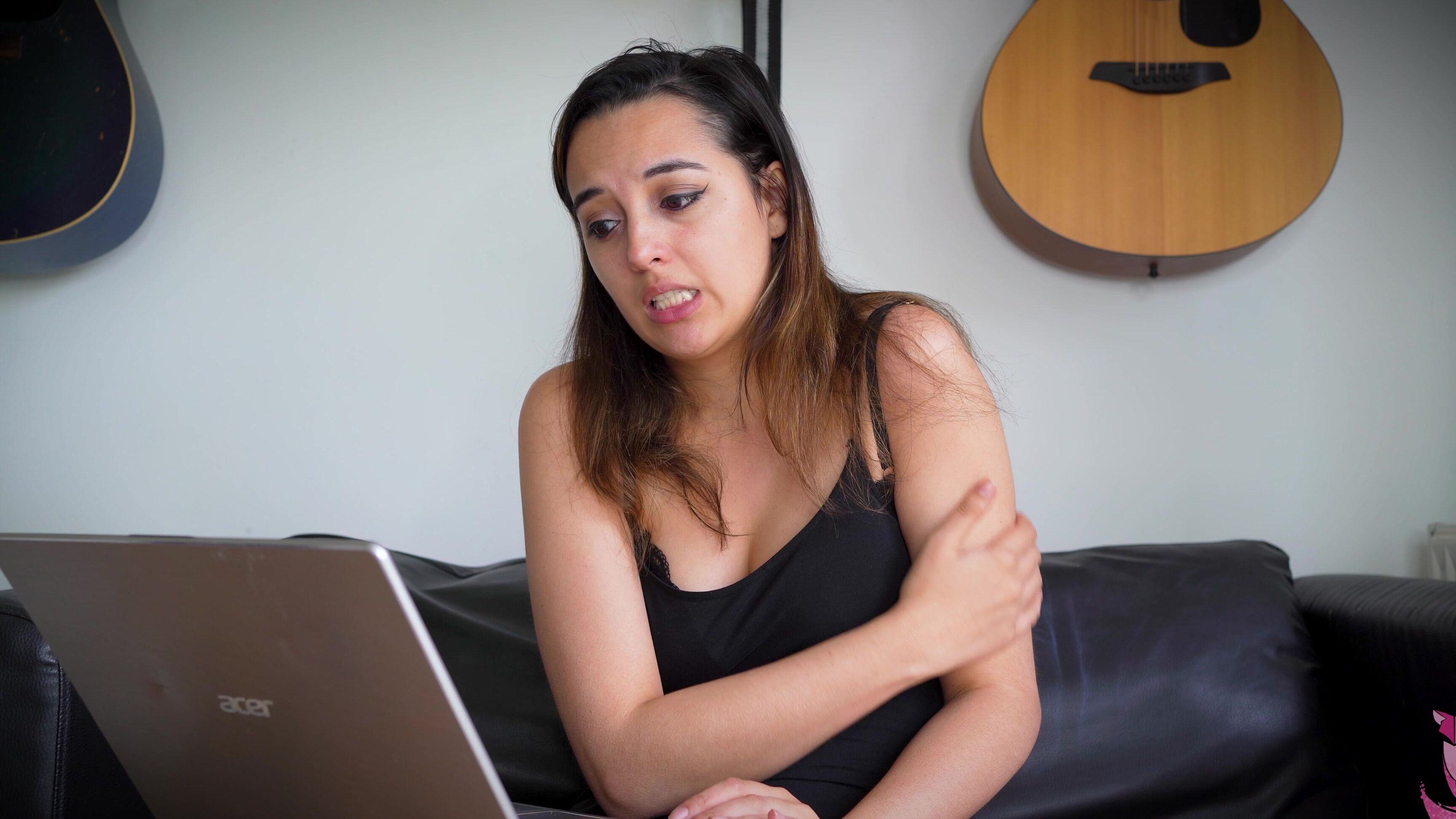 Summer Fox My Embarrassing Cum Eating Story