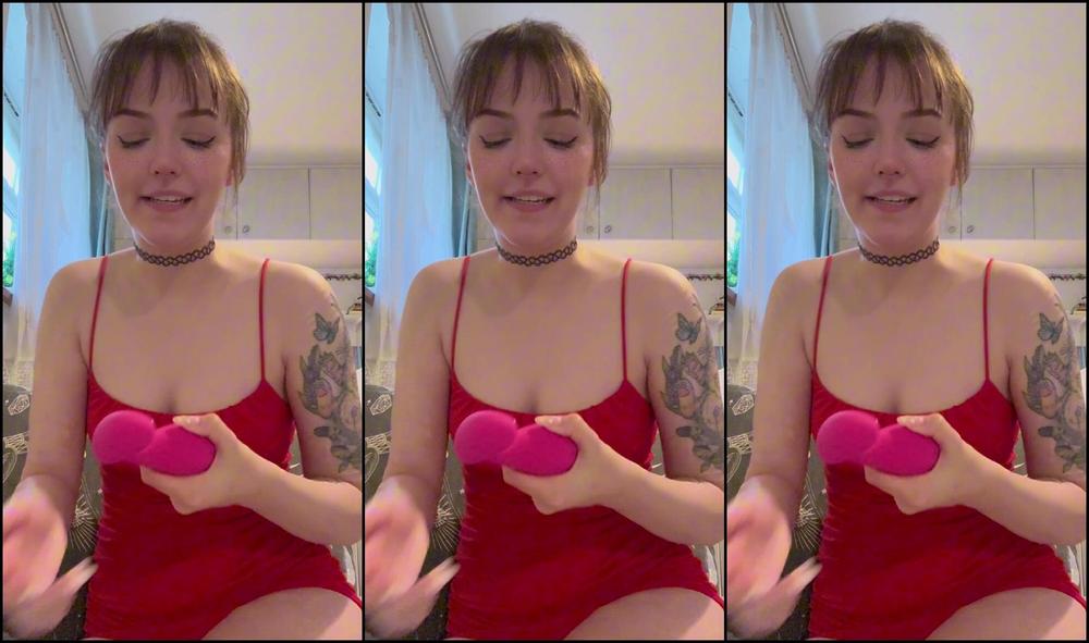 Gibbymoo 3608689438 12 20 2024 I Have A New Toy To Play With Check Your Inbox For The Full Video
