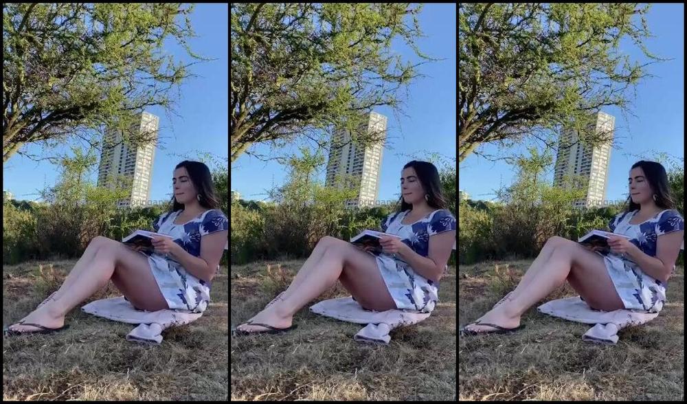 Moringa Paz Nicknamed Moringapaz 11 29 2024 Onlyfans Video Im Able To Sniff Them From Far Away Is Imposible To Concentrate With That Aroma