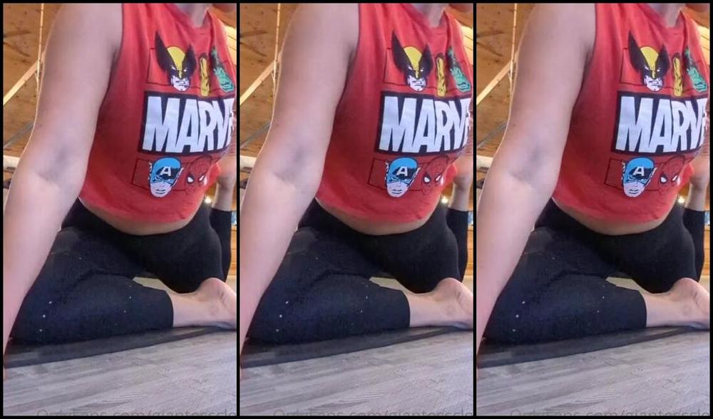 Giantesscleo Onlyfans Smelly Gym Shoe Stretch Sesh