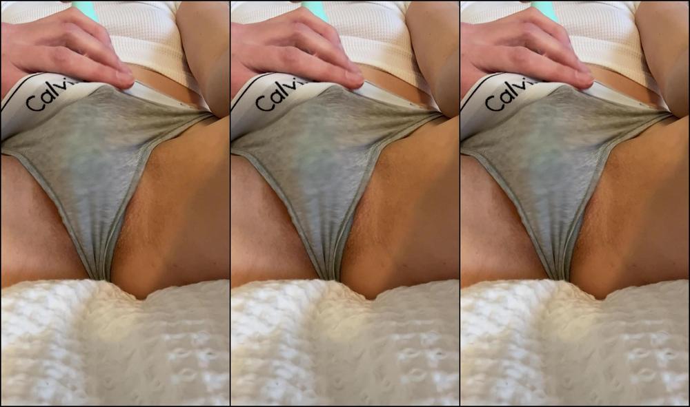 Elizabeth88 3622382989 01 13 2025 How Many Orgasms To Make My Panties Really Wet