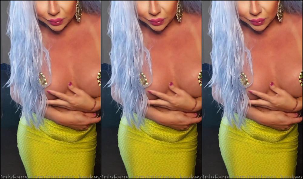 Mistress Keykeyd After Helping My Friend With His Shoot I Decided To Give You Naughty Boys A Lil Lap Dance