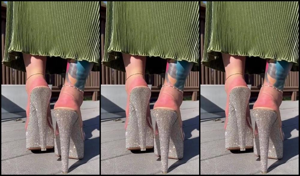 Greek Goddess Li Aka Greekli77 11 10 2024 Onlyfans Video Nothing Like A Sole Sunday With A Full Video From The Back