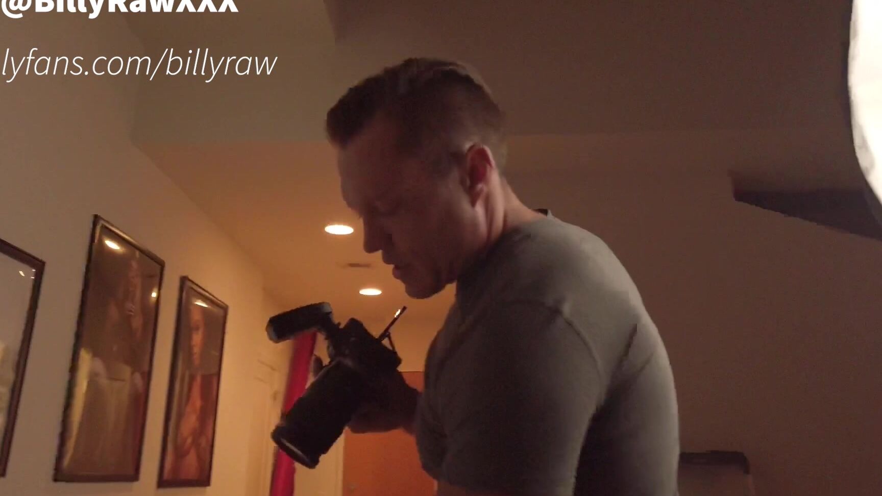 Blowjob,Deepthroat,Face Fucking,Photo Shoot,Photographer billyraw model gets face fucked by photographer ManyVids