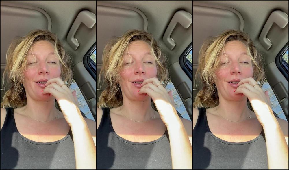 Monawalesxxx 2762438903 02 02 2023 Sweaty Mommy Needs Rub Down Real Bad Pay For My Massage Today